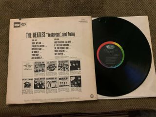 The Beatles ‎– Yesterday And Today LP Capitol T 2553 - Trunk Cover - MONO VG, 2