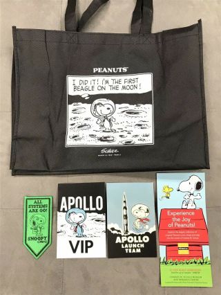 Sdcc 2019 Peanuts Exclusive Bag Snoopy Badge Patch,  Prints Apollo