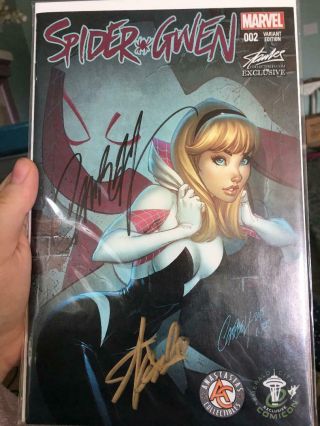 Spider - Gwen 002 Signed By Stan Lee And J.  Scott Campbell
