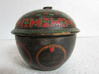 Vintage old Wooden Hand Carved Lacquer Painted Tikka Kumkum Powder Box 2