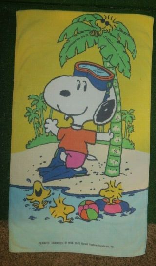 Vintage Peanuts Charlie Brown Snoopy & Woodstock Beach Towel