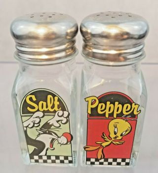 Vtg 1993 Tweety Bird & Sylvester Cat Diner Salt And Pepper Shakers Glass Clear
