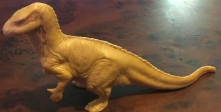 1980 British Museum Of Natural History Iguanodon Plastic Dinosaur 8 " Long By 4 "