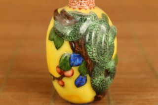 Antique chinese old porcelain hand painting snake statue snuff bottle decoration 2