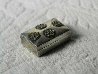 Vintage Sterling Silver Israeli Floral Hinged Pill Patch Box