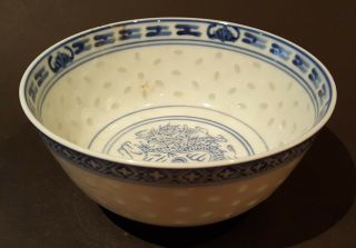 Chinese Export Blue & White Vintage Victorian Oriental Antique Dragon Bowl