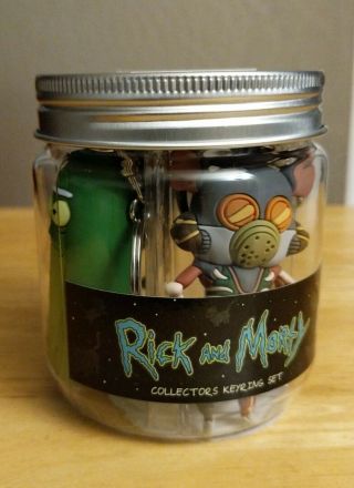 Sdcc 2018 Exclusive Monogram Pickle Rick And Morty Collector 