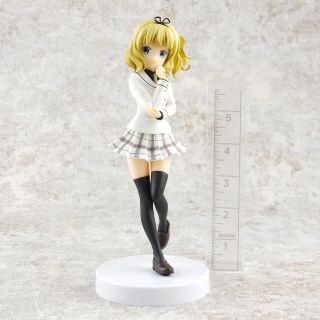 B009 Prize Anime Character Figure Is The Order A Rabbit?