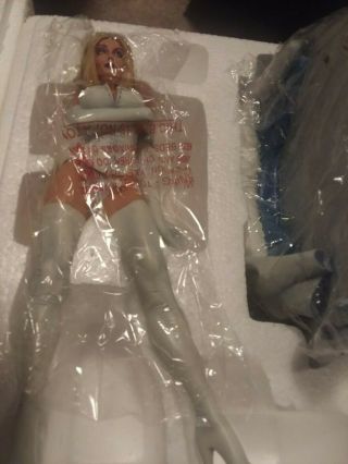 WHITE QUEEN EMMA FROST UNCANNY X - MEN STATUE SET OF 2 CLAYBURN MOORE SEXY 12 