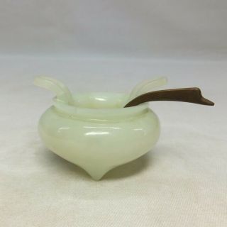 H131: Chinese Water Pot Suiu Of Green Stone Carving Ware Of Appropriate Quality