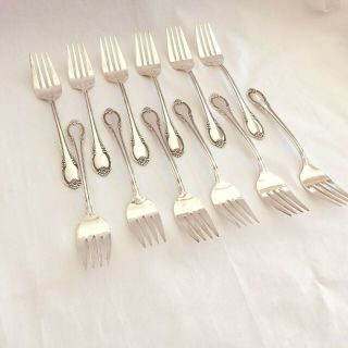 1847 Rogers Bros Is Remembrance Silverplate 12 Salad Dessert Forks Silverware