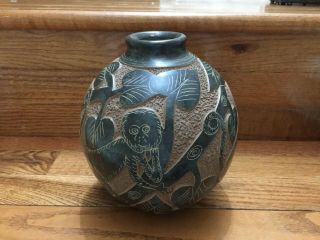 Ceramic Monkey Vase 7.  25  T 6  W