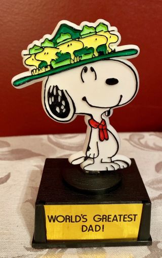 Vintage Aviva Snoopy Trophy “world’s Greatest Dad”