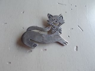 Vintage.  925 Sterling Silver Happy Smiling Kitty Cat Pin Brooch Made Mexico