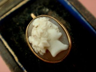 A Boxed Solid 9ct Victorian Rose Gold Cameo Stick Pin In