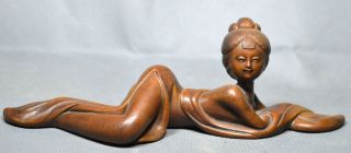 China Collectable Handwork Old Boxwood Carve Sexy Delicate Belle Noble Statue