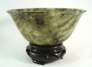 Vtg Hand - Carved Spinach Green Nephrite Jade Bowl w/ Wood Stand Chinese - Estate 3