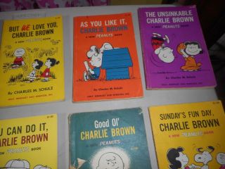 Set of 10 - Vintage 1960s - Peanuts by Charles Schulz - BOOKS 4