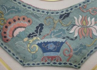 Fine antique framed Chinese silk embroidered panel 3