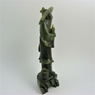 19th CENTURY CHINESE LARGE CARVED HARDSTONE FIGURE OF A FISHERMAN 3