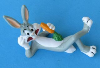 Vtg Applause 1988 Looney Tunes Bugs Bunny Laying Eating Carrot Pvc Figure