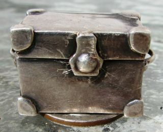 Vintage \sterling Silver Trinket Pill Box Treasure Chest Novelty Design Studio