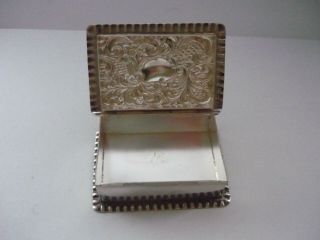 CARR ' S Sheffield Hallmarked SOLID Silver ORNATE REPOUSSE PILL BOX 3