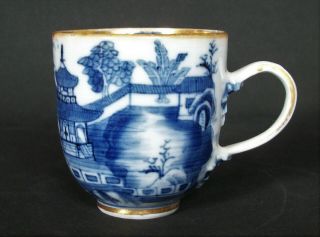 Good Chinese 18th C Qianlong Blue And White Pagoda Lakeside Tea Cup Vase Bowl 2