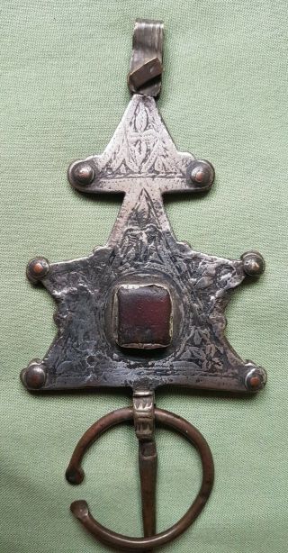 Early North African Berber Brooch with Silver decoration 3
