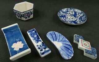 Vtg Set Of 4 Chinese Porcelain Chopsticks Rest & 2 Small Bowls White Blue Japan