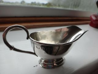 Miniature Sauce Boat In Silver Birmingham 1902 By William Aitkin