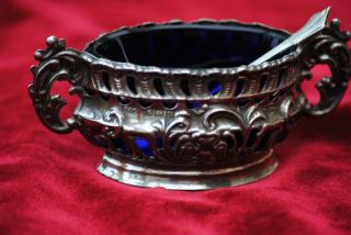 PAIR SOLID SILVER SALTS,  BIRMINGHAM 1911 SYDNEY & CO.  40GRMS WEIGHT 3