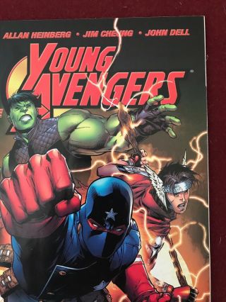 Marvel Young Avengers 1 Jim Cheung Signed 1st First App Kate Bishop Hawkeye 3