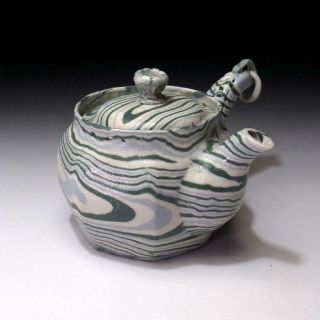 Xa5: Vintage Japanese Sencha Tea Pot,  Tokoname Ware,  Kneading,  Neriage Technique