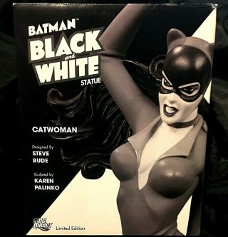 Batman Black & White Catwoman Dc Statue By Steve Rude 0618 / 4000