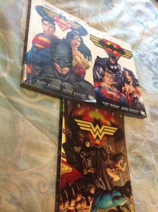 Dc Trinity 1 - 3 Graphic Novels Comics Superman Batman Wonder Woman