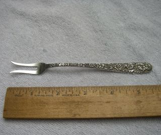 Kirk Sterling Repousse 925/1000 Mark Pickle/olive Fork - 322 - Mono P
