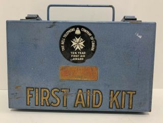 Vintage 1968 Bell Telephone Company Of Canada 10 Year First Aid Award Kit (full)