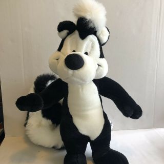 Skunk - Pepe Le Pew (warner Brothers) 17” Pose - Able Plush -