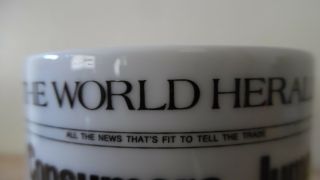 VINTAGE MENNEN PROTEIN 21 HEADLINES WORLD HERALD COFFEE MUG USA ULTRA RARE & HTF 4