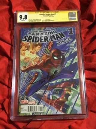 Cgc Ss 9.  8 Spider - Man 1 Alex Ross Cover Art Signed By Tom Holland Movie