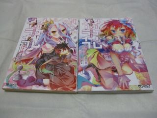 W/tracking 7 - 14 Days To Usa.  No Game No Life Vol.  1 - 2 Set Japanese Ver Manga