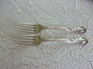 2 STERLING SILVER FORKS CHANTILLY PATTERN BY SPAULDING & CO MOMO 2