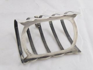 SMART ENGLISH ANTIQUE SOLID STERLING SILVER TOAST RACK 1913 61 g 5
