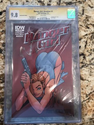 Danger Girl Revolver 1 Cgc 9.  8 J Scott Cambell Redfoil Logo Comicmarket