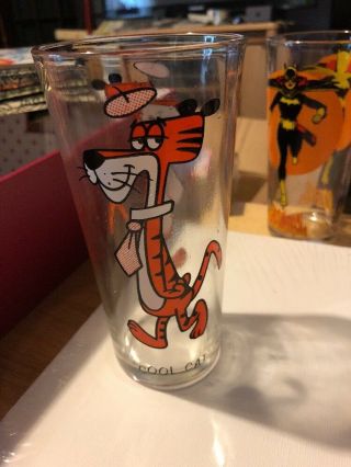 1973 Pepsi Cool Cat Glass / Looney Tunes Cartoon Characters