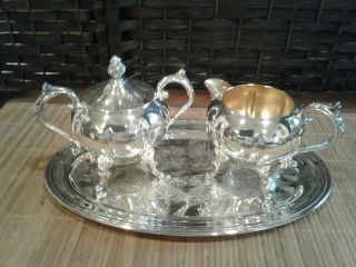 Vintage Sheridan Footed Silver Plated Creamer & Sugar Set With Oval Serving Tray