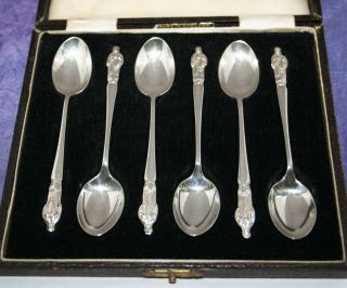 Cased Set Of 6 Solid Silver Apostle Teaspoons By Barker Brothers B 