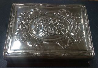 A Antique Style Hallmarked Solid Sterling Silver Topped Silk Lined Box
