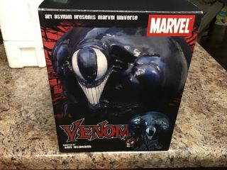 Venom Bust : Sculpted By Ken Usanami 530/ 5000 From 2005